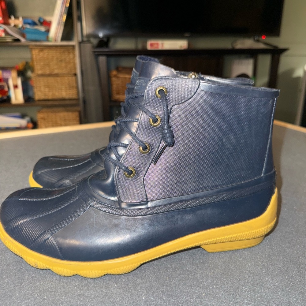 Sperry Women's Winter & Rain Boots - Navy and Yellow